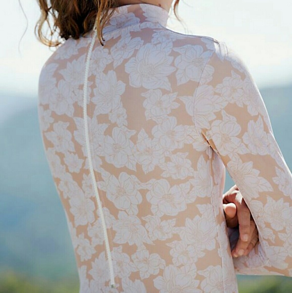 New acacia ehukai rashguard vintage hawaii S suit - Picture 8 of 8